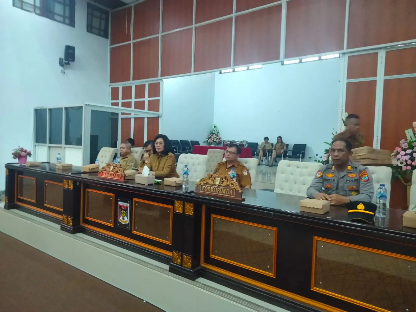 Sidang Paripurna DPRD Minahasa Berlangsung Aman, Masa Persidangan Resmi Ditutup dan Dibuka